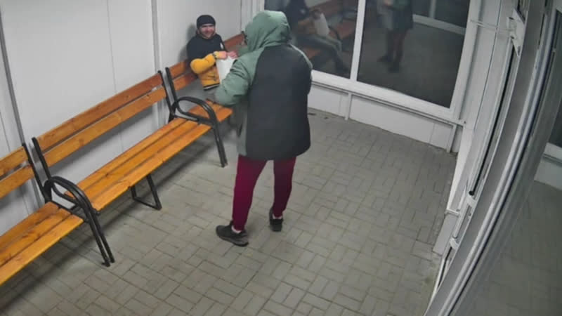 Все тёплые остановки в Омске оборудуют навесами от дождя: Яндекс.Новости