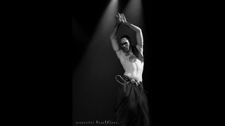 Horus Mozarabe performing fusion bellydance at The Massive Spectacular!