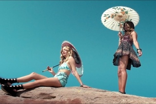 Dimitri Vegas & Like Mike feat. Ne-Yo - Higher Place (Official Music Video)