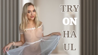 4K Mary Angel's Transparent Fashion Try-On