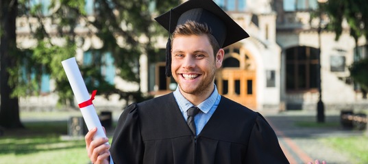 Студент выпускник специалист. Студент выпускник специалист. Красивые студентки. Аспирант. Выпускник вуза.