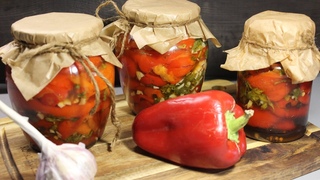 Такого перца всегда мало! Печёный перец на зиму. Очень вкусно.