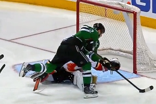Benn dangles around defender to beat Ramo
