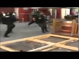 Румынская полиция в действии!