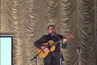 Солнечная женщина,  автор и исполнитель  Александр Балев