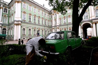 MANIFESTA 10 Чистое современное искусство перфоманс