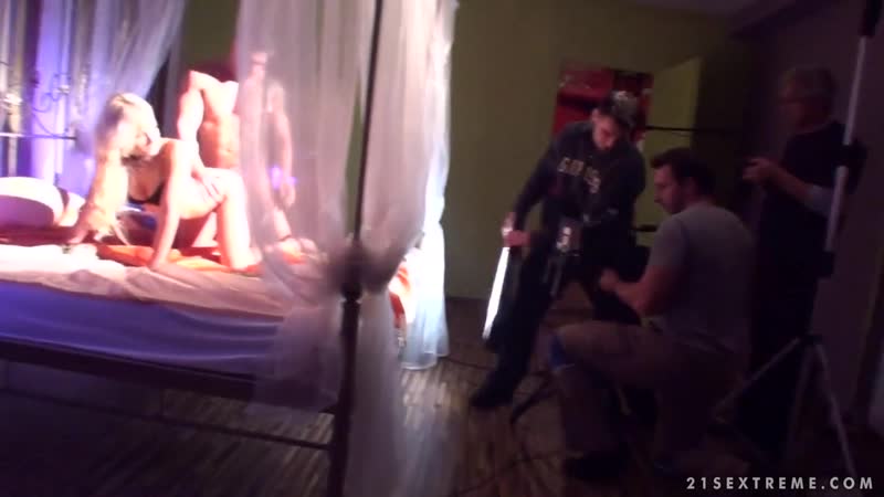 Backstage Of A Cuckold Domination (За кулисами porn)