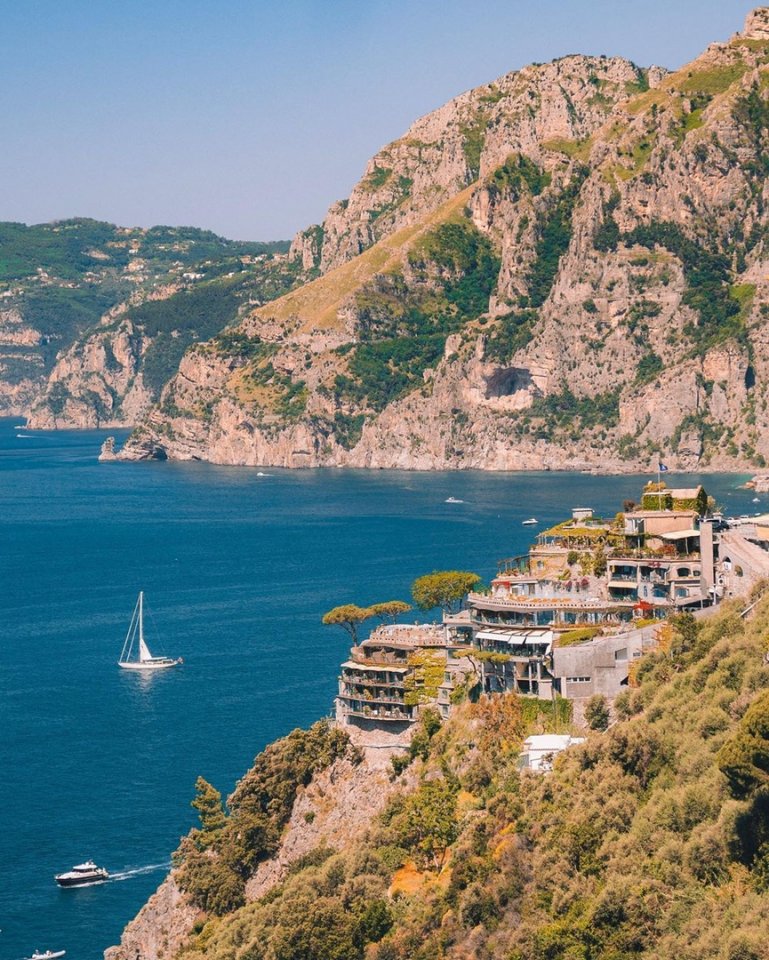 Кусочек летаPositano, Italy