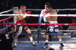 ROMÁN “CHOCOLATITO“ GONZÁLEZ VS VALENTÍN LEÓN